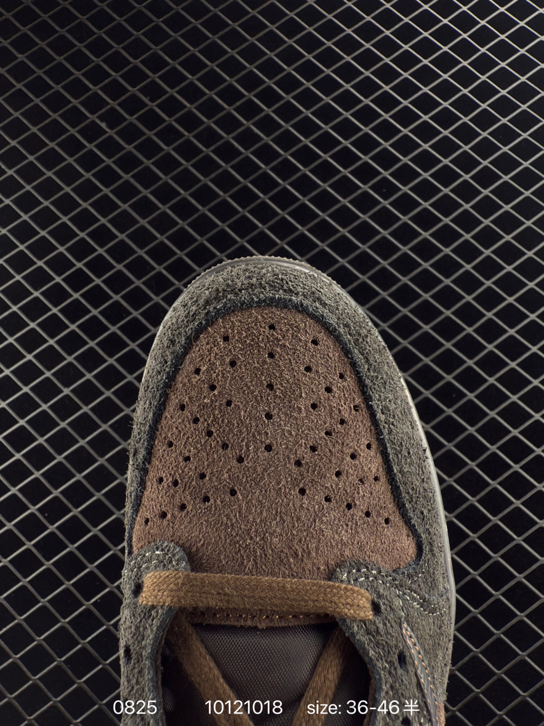 Travis Scott x Air Jordan 1 ” Reverse Mocha “